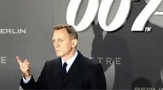 Daniel Craig... DEPREMZEDELER İÇİN101 MİLYON STERLİN TOPLANDI!