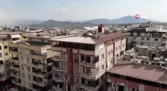 60 kişinin hayatını kurtardı, enkaz altında kalarak yaşamını yitirdi