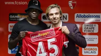 Büyük umutlarla transfer olmuştu! Balotelli'nin formasını ateşe verdiler