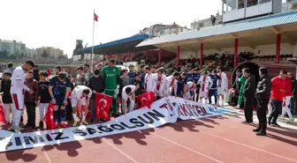 Belediye Kütahyaspor depremzedeler için sahaya indi