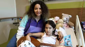 Depremin simgesi Yağmur'un en büyük hayali gerçekleşti, sanatçı Deniz Toprak ile düet yaptı