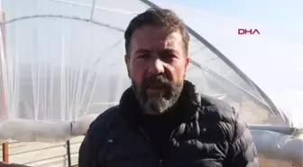 EKİPLERİN KURDUĞU ÇADIR AĞILDA, HAYVANLAR SOĞUKTAN KORUNUYOR