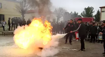 Kula İtfaiye Amirliğinden okulda yangın tatbikatı