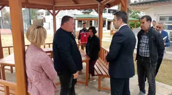 Müdür Turan, depremzedelerin acılarına ortak oldu