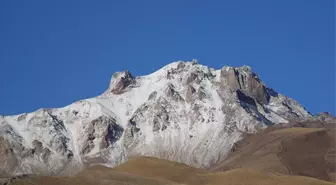 Erciyes dağı volkanik mi? Erciyes dağının özelikleri neler? Türkiye'de en çok volkanik dağ hangi bölgede?