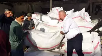 Menemen Belediyesinden deprem bölgesine çadır desteği