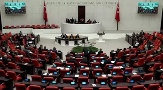 Sibel Özdemir'den Bakan Özer'e: 'Yüz Yüze veya Hibrit Eğitim Yapmak İsteyen Üniversitelere YÖK'ün Baskısı Olmuş Mudur?'