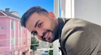 Kadir Ezildi nişanlandı mı? En Hamarat Benim sunucusu Kadir Ezildi neden alyans takıyor? Evli mi, nişanlandı mı?
