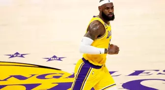 LeBron James en az 3 hafta daha yok