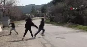 Minik kızdan yardım gönüllülerine duygulandıran mektup: 'Gökyüzündeki duamın yeryüzündeki cevabısınız'