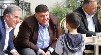 Menderes Belediye Başkanvekili Özkan'dan Depremzedelere Ziyaret
