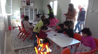 Uzman psikolog uyardı: 'Depremzedelere ilk iki ay psikoterapi yapılmamalı'