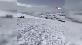 Depremde hayat kurtardı çığda hayatını kaybetti
