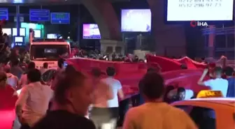15 Temmuz'da Orhanlı Gişeleri'ndeki olaylara ilişkin yeniden yargılanan sanığa müebbet hapis cezası
