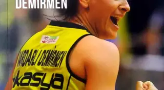 Fenerbahçeli eski oyuncu Birsel Vardarlı Demirmen'den depremzedelere bağış