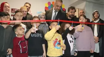 DEPREMZEDE ÇOCUKLAR AÇILIŞINI YAPTIKLARI OYUN SALONUNDA EĞLENDİ