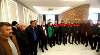 Deprem Bölgesinde Enkazdan 2 Kişiyi Sağ Çıkaran Safranbolu İtfaiyesi Ekibi İlçeye Döndü