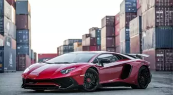 Yeni Lamborghini modeli casus kameralara yakalandı!