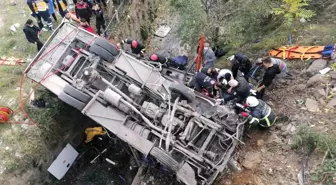 4'ü öğrenci 5 kişinin hayatını kaybettiği feci servis kazası için keşif yapılacak