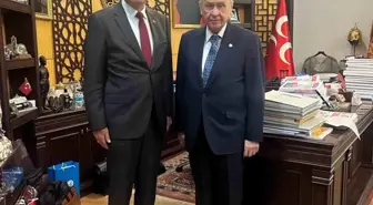 Başkan Uzundemir Genel Başkan Bahçeli'yi ziyaret etti