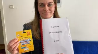 Sorusunu cevaplamayan öğretmene kızdı, sözlük yazdı
