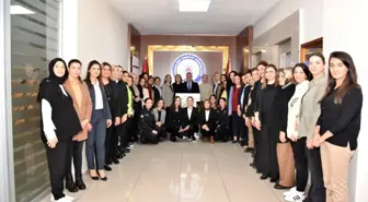 Aktaş kadın personellerin gününü kutladı