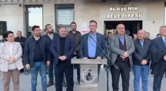 Alaşehir Belediyesi'nde kadınlar izinli sayıldı, erkekler çalıştı