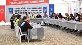 Başkan Savran: 'Tüm gücümüzle deprem bölgesindeyiz'