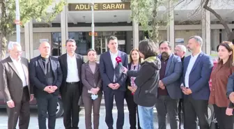 CHP Hukuk Komisyonu Deprem Bölgesinde... Komisyon Üyesi Emre: 'İktidarın Bu İşten Elini Yıkayıp Sıyrılmasına İzin Vermeyeceğiz'