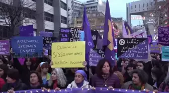 Kadınlar Ankara'da 17. 'Feminist Gece Yürüyüşü' Eylemi Yaptı: 'Yaşamak İstiyoruz Özgür ve Korkusuzca'