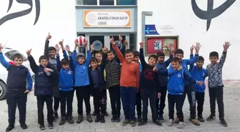 Kütahya AİHL'de atık kağıtlar futbol topuna dönüştü