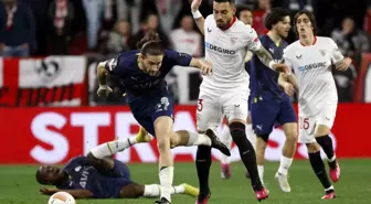 UEFA Avrupa Ligi: Sevilla: 0 Fenerbahçe: 0 (İlk yarı)