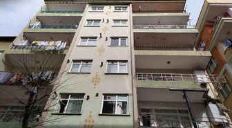 Bahçelievler'de balkonu çöken bina tahliye edildi