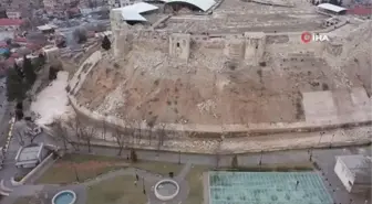 Depremde hasar alan tarihi yapılar için bilim kurulu toplandı