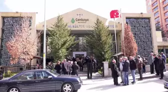 Gazeteci İsmet Demirdöğen, Pir Sultan Abdal Cemevi ve Kültür Merkezi'nde Düzenlenen Törenle Son Yolculuğuna Uğurlandı