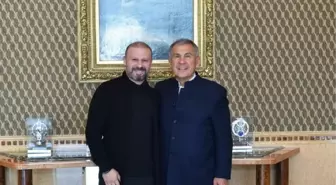 Gökdeniz Karadeniz, Tataristan Lideri Minnikhanov ile görüştü