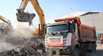 Başkan Demir: 'Deprem bölgesindeki çalışmalarımız sürüyor'