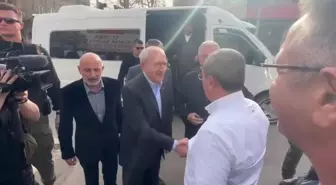 Kemal Kılıçdaroğlu, Konak Belediyesi'nin Kahramanmaraş'ta Kurduğu Çadırkenti Ziyaret Etti: 'Demokratik, Çağdaş ve Güzel Bir Türkiye'yi Hep Birlikte...