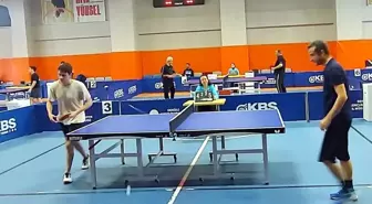 Masa tenisinin kazananları ödüllendirildi