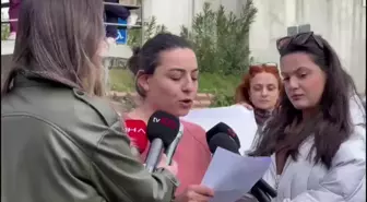 Sağlık Çalışanlarından Yedikule Göğüs Hastalıkları Hastanesi Önünde Protesto: 'Bu Hastanede Sistematik Cinsel Saldırı Var'