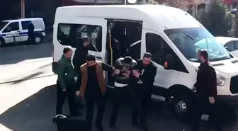 Manisa'da cinayet şüphelileri adliyeye sevk edildi