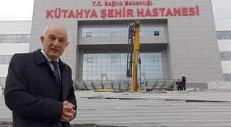 Ali Fazıl Kasap, Kütahya Şehir Hastanesi'nin Açılışının Bir Kez Daha Ertelenmesine Tepki Gösterdi: '2015'te Yapılacaktı.