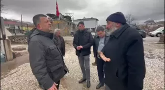 Ağababa'nın Dinlediği Depremzede: 'Ben Dört Gün, Cenazelerin Başında Bekledim, Bir Savcı Gelmedi.