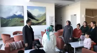 Kaymakam Memiş, depremzedeleri ziyaret etti