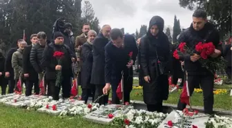 ÇANAKKALE ŞEHİTLERİ EDİRNEKAPI ŞEHİTLİĞİ'NDE ANILDI