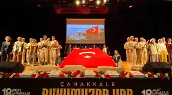 Çanakkale Zaferi'nin 108. yılında öğrencilerin gösterimi büyük beğeni topladı