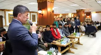 Yardımlaşma kampanyasında gönüllü çalışanlara teşekkür belgesi verildi