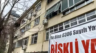 Kadıköy'de bina sakinlerinin müteahhit kararsızlığı