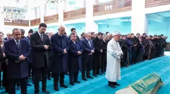 TBMM Plan ve Bütçe Komisyonu Başkanı Yılmaz'ın annesi vefat etti