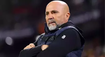 Fenerbahçe'yi eledi, fişini milli futbolcu çekti! Sevilla'da Sampaoli dönemi sona eriyor